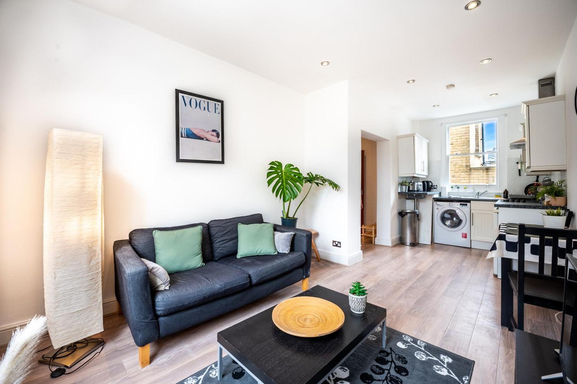 شقة One-Bed Flat, Kensington, Bank Payment To The Host Within 24H From The Reservation لندن المظهر الخارجي الصورة