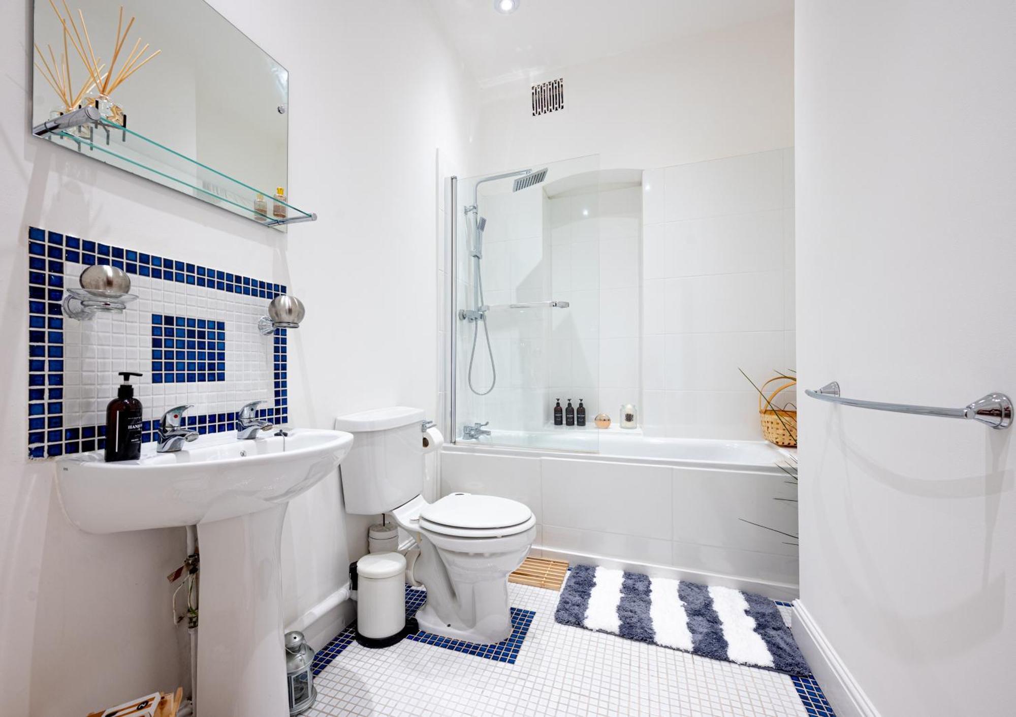 شقة One-Bed Flat, Kensington, Bank Payment To The Host Within 24H From The Reservation لندن المظهر الخارجي الصورة